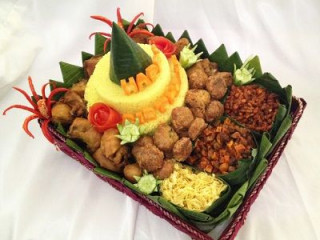 Tumpeng