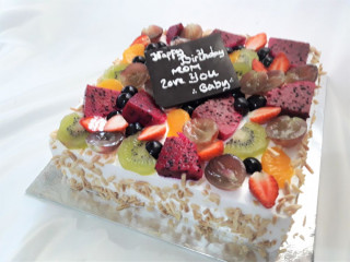 Vanilla Fruit Cake